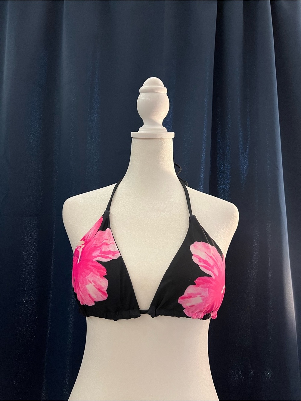 Black & Pink Hibiscus Floral Triangle Bikini Top – Size S